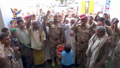 الحديدة .. عطيفي والبشري يفتتحان معرض شهداء المنطقة العسكرية الخامسة