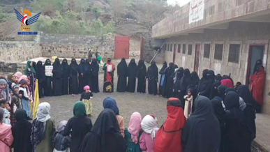 وقفة لطالبات الدورات الصيفية بالحيمة الداخلية تضامنا مع غزة وإحياء لذكرى الصرخة