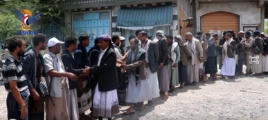 قوافل عِيدية من مديريات محافظة ذمار للمرابطين في جبهات تعز 