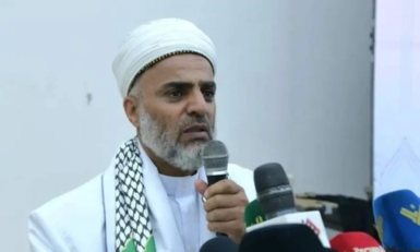 مفتى الديار اليمنية : صمت علماء الأمة مما يحدث في غزّة "موقف معيب"