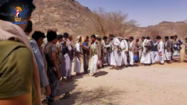 زيارة وقافلة عيدية من وجهاء عزلة آل عقاب في سحار بصعدة للمرابطين في الجوف