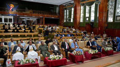 الدكتور بن حبتور يشارك في مفتتح أعمال المؤتمر الأول للآثار النفسية للعدوان على اليمن