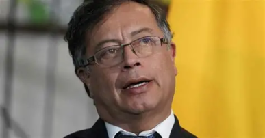 الرئيس الكولومبي يدعو لتشكيل قوة عالمية لتحرير فلسطين