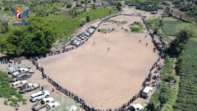 أبناء عزل مديرية حزم العدين في إب يعلنون النفير العام  