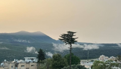 المقاومة اللبنانية تستهدف قاعدة "زيتيم" بعشرات الصواريخ