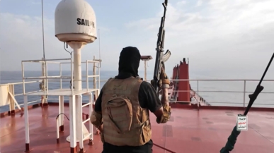 اليمن يساند غزة والسعودية والأردن تساندان "إسرائيل"