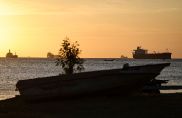 فنزويلا تنفي تقارير عن تصدير النفط إلى الكيان الإسرائيلي وتصفها بـ" الكاذبة"