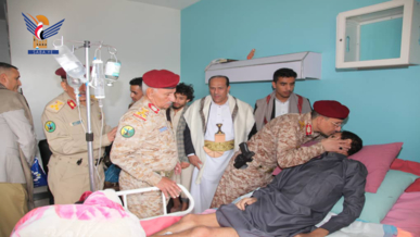 تفقد الجرحى في مركز هاني طومر لرعاية الجرحى وعدد من المستشفيات بالأمانة