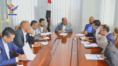 مناقشة آلية تنفيذ الخطة الإعلامية لمؤتمر فلسطين قضية الأمة المركزية