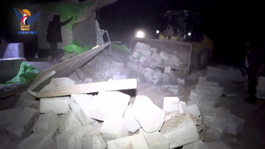 السلطة المحلية بذمار تدين استهداف العدوان الأمريكي مزرعة في مديرية عنس