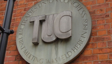 "نقابات عمال بريطانيا" تصوت بالإجماع على مقاطعة المستوطنات ودعم الاعتراف بدولة فلسطين