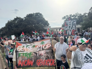 تظاهرة حاشدة في مدينة دالاس الأمريكية تنديداً بالجرائم الإسرائيلية بحق الفلسطينيين