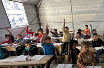 "أونروا”: استهداف المدارس يهدد مستقبل أطفال فلسطين وحرمانهم من التعلم غير قانوني