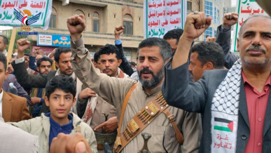 ثمان مسيرات جماهيرية في بذمار تأكيداً على ثبات الموقف اليمني المناصر لغزة