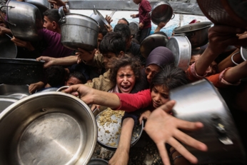 تظاهرة في سراييفو احتجاجا على سياسة التجويع بغزة