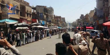  أمانة العاصمة.. وقفات شعبية لمباركة الإنجاز الأمني