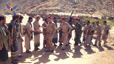 اللواء البزاغي يتفقد المرابطين في جبهة الجوبة في مأرب