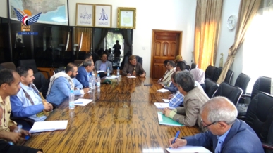 اجتماع برئاسة وزير الإدارة المحلية يناقش مستوى تنفيذ خطة الوزارة للعام 1445هـ