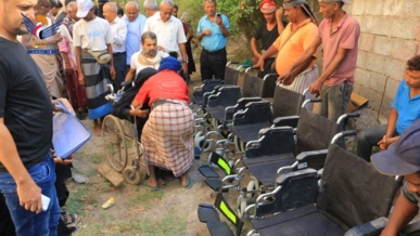 تدشين توزيع 465 جهازًا تعويضيًا لذوي الإعاقة الحركية والشلل الدماغي بالحديدة