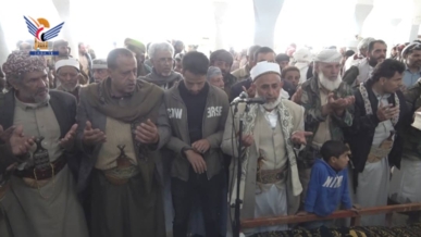 تشييع جثمان الفقيد الشيخ محمد سكران بمدينة رداع في البيضاء