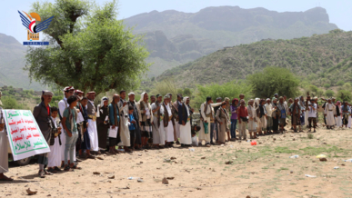 لقاء قبلي بمديرية فرع العدين بإب أسنادا لغزة وإعلانا للبراءة من الخونة والعملاء