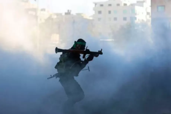 العدو الصهيوني يقرُّ بمقتل جندي وإصابة آخر اثر اشتباك مع مقاوم فلسطيني في الشّجاعيّة