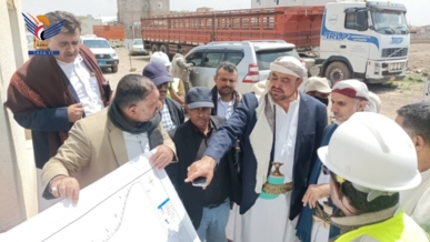 القائم بأعمال رئيس الوزراء يتفقد مشاريع خدمية في أمانة العاصمة