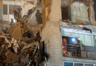 26 قتيلاً و22 مفقوداً بعد هجوم روسي على غرب أوكرانيا