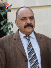 وزير الدولة البكير يهنئ قائد الثورة والرئيس المشاط بعيد الأضحى