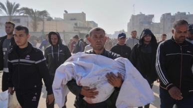 اليوم الـ35 لاستئناف العدوان.. شهداء ومصابون في غارات إسرائيلية على قطاع غزة