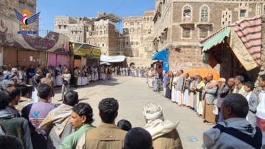 وقفة بمديرية صنعاء القديمة تأكيداً على الثبات مع غزة حتى النصر