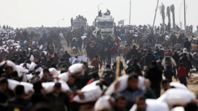 إصابة 23 من منتظري المساعدات في غزة بنيران العدو الصهيوني خلال الـ24 ساعة الماضية