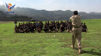 تطبيقات عسكرية ومسير طلابي تربوي بذكرى المولد النبوي بالحيمة الداخلية