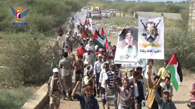 مسير لخريجي دورات التعبئة ووقفة لقبائل الحشابرة في الزيدية