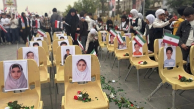 عزيزي: إيران ستحاسب الولايات المتحدة على استهداف طلاب المدارس