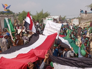 مسيرات طلابية في محافظة حجة احتفاءً بذكرى المولد النبوي 