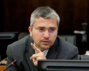 رضائي: إيران أسقطت مسيّرات واستهدفت مقاتلات F-35.. وستوسّع عملياتها لتشمل السفن الحربية في أي مواجهة قادمة