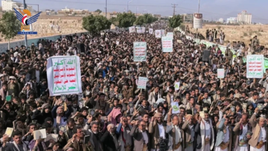  مسيرة طلابية حاشدة في صعدة انتصاراً للقرآن الكريم 