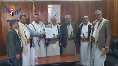 مكافحة الفساد تتسلًم إقرار القائم بأعمال وزير الاقتصاد