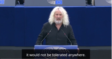 ميك والاس: الاتحاد الأوروبي يعج بالعقلية الاستعمارية ويدعم إبادة غزة