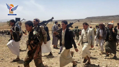 مناورة لخريجي الدورات المفتوحة بمخلاف منقذة بذمار