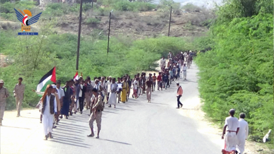 حجة.. مسير لطلاب الدورات الصيفية وخريجي دورات "طوفان الأقصى" في كشر