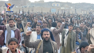 مسيرات حاشدة بالجوف تعبيرا عن الثبات مع غزة والجهوزية لمواجهة التصعيد العدواني الأمريكي