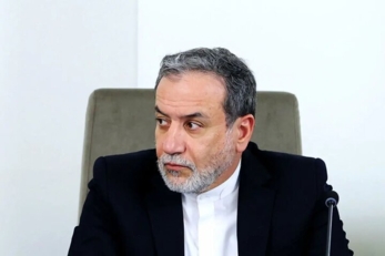 عراقجي ورئيس البرلمان العراقي يبحثان تعزيز العلاقات والتنسيق الإقليمي