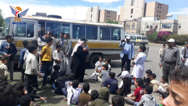 مركز التوعية البيئية بأمانة العاصمة ينفذ أنشطة توعوية لطلاب الدورات الصيفية