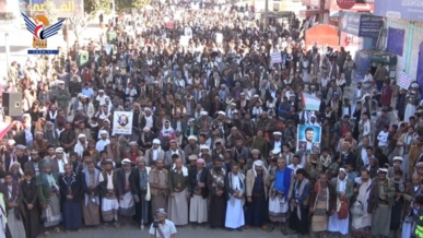 مسيرات حاشدة بالبيضاء منددة باستمرار مجازر العدو الصهيوني بقطاع غزة