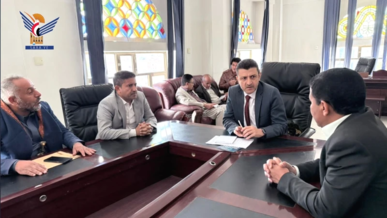 مناقشة جوانب تعزيز الشراكة بين وزارة التربية وهيئة مكافحة الفساد