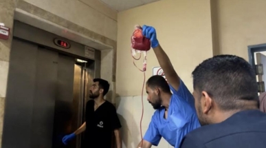 " الصحة بغزة" تعلن نقص حاد وخطير لوحدات الدم في المستشفيات