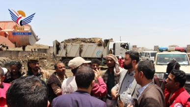 وكيل وزارة الشؤون الاجتماعية يطلع على أضرار الحريق في مخيم النازحين بمديرية معين