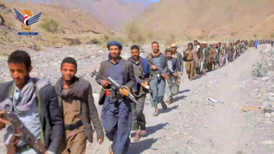 مأرب.. مسير لقوات التعبئة في مديرية حريب القراميش إعلانا للجاهزية ونصرة لغزة